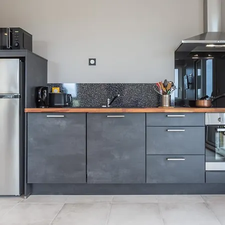 Tribord, Appt Avec Terrasse Et Vue Mer, Parking Apartamento *