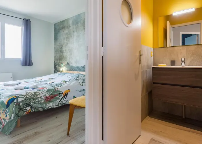 Tribord, Appt Avec Terrasse Et Vue Mer, Parking *